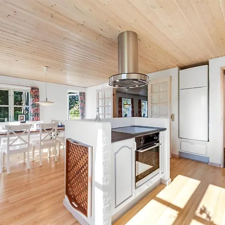 Marlise - 2-5km From The Sea By Interhome