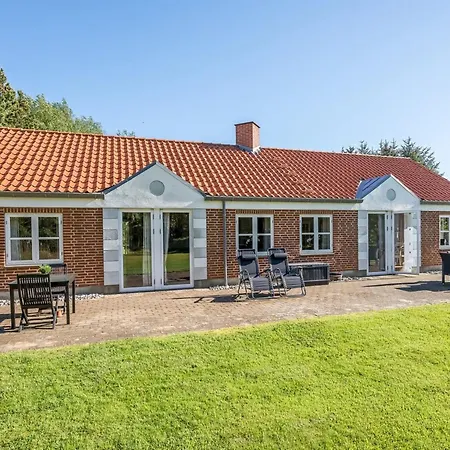 Marlise - 2-5km From The Sea By Interhome