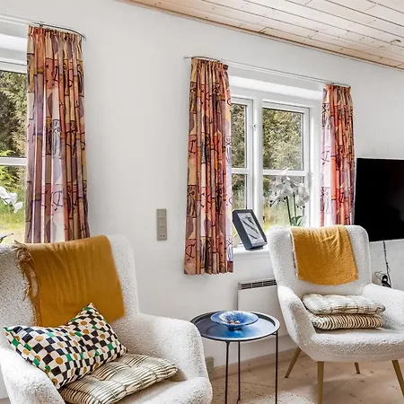 Marlise - 2-5km From The Sea By Interhome