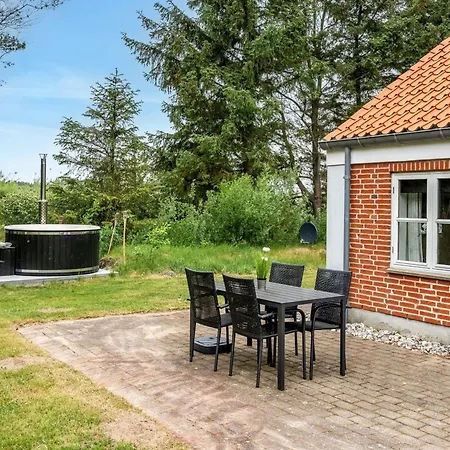 別荘 Marlise - 2-5km From The Sea By Interhome *